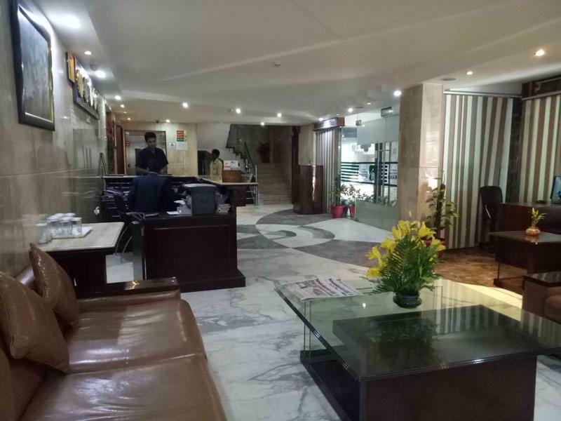 Hotel Wti Airport Grand Delhi New Delhi Bagian luar foto